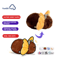 Porte-clés en peluche personnalisé en forme de moustache de dessin animé, design sur mesure, porte-clés en forme d'insecte moelleux pour cadeaux promotionnels