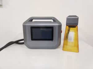 เครื่องพิมพ์เลเซอร์มือถือขนาดเล็กแบบพกพาเครื่องทำเครื่องหมายเลเซอร์แบบมือถือขนาดเล็กมาใหม่สำหรับพลาสติก CS - Product Image 2