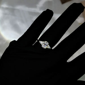 Toptan özelleştirmek Oval bayan yüzük moda lüks kristal kübik zirkon altın kaplama takı <span class=keywords><strong>Promise</strong></span> Eternity kadınlar alyans - Product Image 2