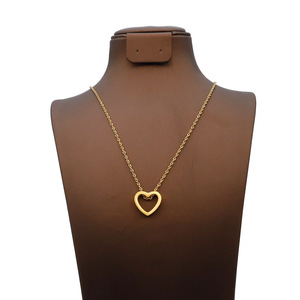 Stainless Steel Hollow Heart Necklace For Women Summer 18k Gold Couple Collarbone Chain Colorfast Jewelry Gift - Product Image 5