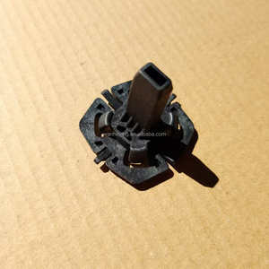 Soporte de fijación de tanque de agua de alta calidad para coches <span class=keywords><strong>BMW</strong></span> para modelos 520 320 535 OE 17118482944 1711 7600 539 - Product Image 3