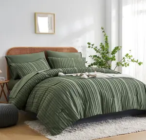 Stripe Textured Soft Microfiber All Season Bedding Set 7 Pieces Bed in a Bag Green Tufted Comforters