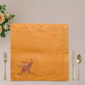 Serviette en lin 100% Elephant Parade |   Serviettes de table décoratives réutilisables écologiques pour la salle à manger, les restaurants, les mariages et la maison - Product Image 1
