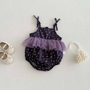 Barboteuse florale à bretelles pour bébé fille, avec dentelle en maille, légère, combinaison une pièce d'été - Product Image 1