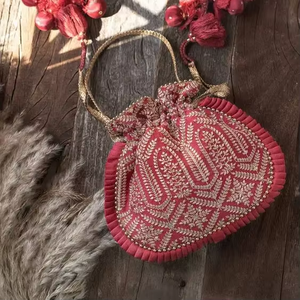 Hermosos bolsos de muñeca Potli de terciopelo de color, cuentas de cristal adornadas, bordado de espejo, seda hecha para bodas y fiestas - Product Image 1