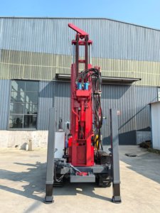 UNIQUE 200m Foreuse hydraulique pour puits d'eau montée sur chenilles - Product Image 5