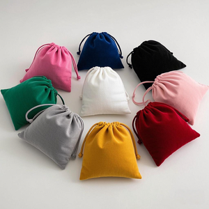 Túi nhung đen tùy chỉnh có dây rút, túi nhung đựng đồ gia dụng, sử dụng túi nhung in logo - Product Image 2