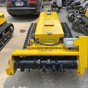 Équipement télécommandé pour le défrichement des terres forestières et des zones brûlées, capable de broyer les branches fines et les arbustes. - Product Image 3