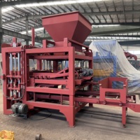 Machine automatique de fabrication de blocs creux QT4-15, ligne de production de briques en béton et en ciment pour les entreprises de matériaux de construction