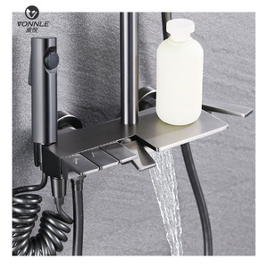 Ensemble <span class=keywords><strong>de</strong></span> <span class=keywords><strong>douche</strong></span> à robinet <span class=keywords><strong>d</strong></span>'<span class=keywords><strong>eau</strong></span> chaude et froide à 360 degrés en acier inoxydable à poignée unique avec valve en céramique à motif <span class=keywords><strong>de</strong></span> pause douce pour massage par <span class=keywords><strong>jet</strong></span> - Product Image 1