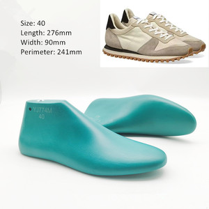 Forme à chaussures en plastique pour la fabrication de chaussures et la réparation de bottes – Outil durable anti-plis pour la confection de chaussures - Product Image 1