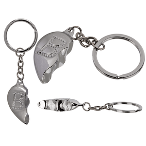 Llavero de metal, corazón roto, - Product Image 1