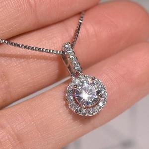 Collana con Ciondolo a Disco Rotondo per Donne, Design Circolare Semplice, Collana da Indossare Quotidianamente - Product Image 2