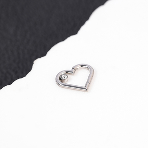 ASTM F136 segmento cuore <span class=keywords><strong>naso</strong></span> anello Clicker oro placcato <span class=keywords><strong>argento</strong></span> 8mm titanio a forma di cuore <span class=keywords><strong>Piercing</strong></span> al <span class=keywords><strong>naso</strong></span> - Product Image 6