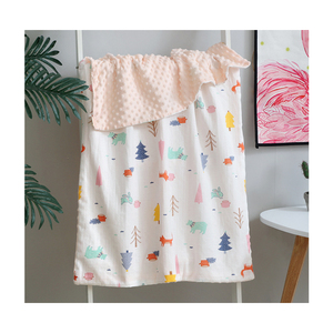Couverture en coton biologique pour bébés et tout-petits - Jeté en mousseline à motif en polaire à pois, écologique, style européen, boîte cadeau - Product Image 1
