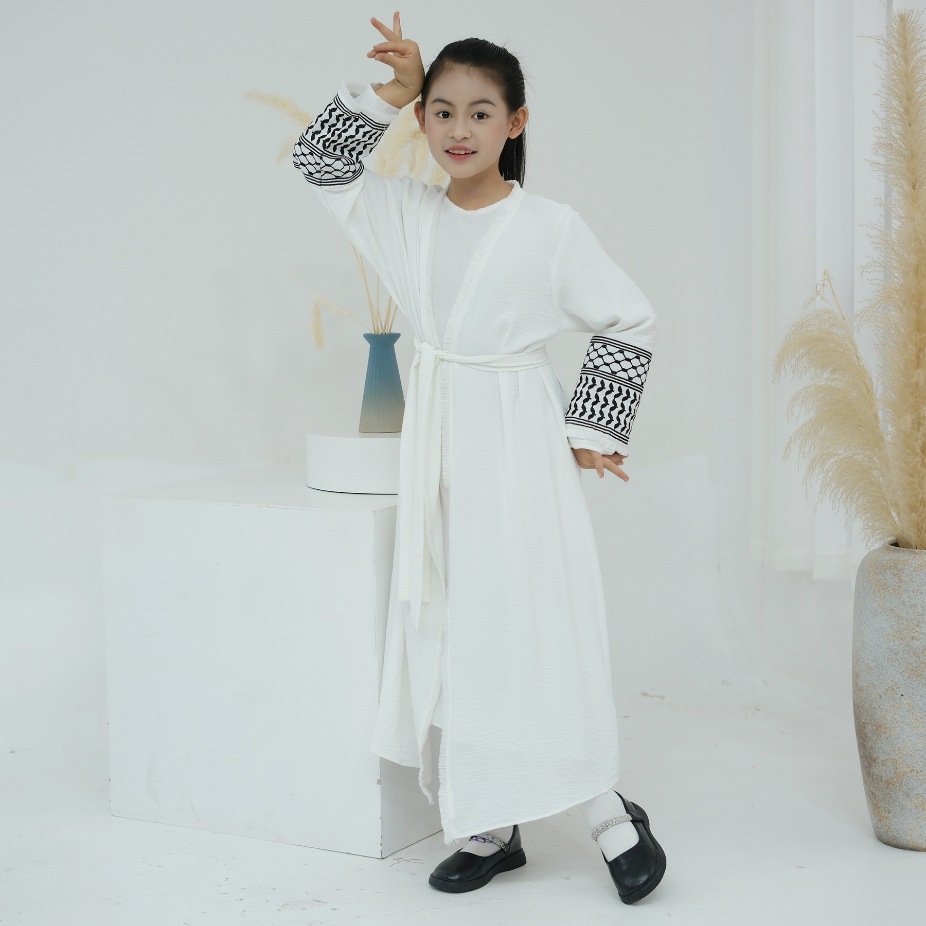 Kids Keffiyeh Abaya - Embroidered Muslim Dress for Girls Kids Keffiyeh Abaya - Embroidered Muslim Dress for Girls