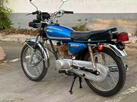 Moto HondaA CG125 125cc avec une vitesse maximale de plus de 100 km/h