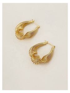 Pendientes de Aro con Diseño de Espiral en Oro con Circonitas de Alta Gama, Textura Exagerada de Estilo Europeo Americano, Nuevo Diseño Geométrico de Tendencia en INS - Product Image 6