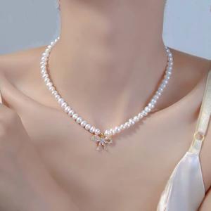 สร้อยคอมุกน้ำจืดธรรมชาติสุดฮิตปี 2022 ดีไซน์หรูหราแบบผีเสื้อโบว์ สร้อยคอแฟชั่นสไตล์ไลท์ลักชัวรี่ - Product Image 1