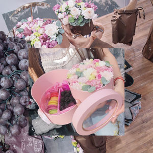 Cajas de Regalo Rígidas de Cartón Reciclable con Base y Tapa con Diseño de Flores, Recubrimiento UV, Rectangulares, de Lujo, con Logotipo Personalizado y Cierre Magnético - Product Image 6