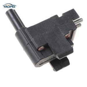 Haute Performance Commutateur De Feu de Recul 2015450014 Pour <span class=keywords><strong>Mercedes</strong></span> R107/R129/W124/W126/W140/W201 - Product Image 1