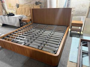 모던 디자인 럭셔리 핸드 카빙 패널 오크 원목 퀸 & 킹 사이즈 매트리스 침대 프레임 바이런 쉘터 베드 - Product Image 3