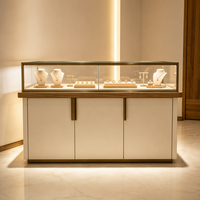 Vitrine de luxe pour bijoux en verre trempé avec éclairage LED et armoires de rangement pour bijouterie