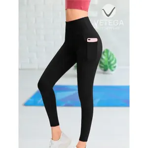 Leggings de sport longs et très élastiques Ines avec poches latérales en tissu tricoté - Product Image 2