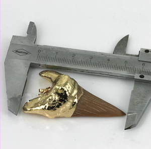 골드 도금 자연 상어 치아, 큰 크기 상어 치아 펜던트 - Product Image 1