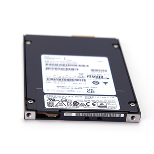 wholesale KCD7XRJE7T68 CD7 7.68TB E3.S PCIE 5.0 NVMe Enterprise Internal SSD VV007680LYDTV for Data Center Server - Product Image 3