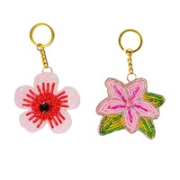 Gantungan Kunci Manik-Manik Beras Putih Mini Buatan Tangan Seri Pink, Liontin Bunga, Aksesoris Koper, Gantungan Tas