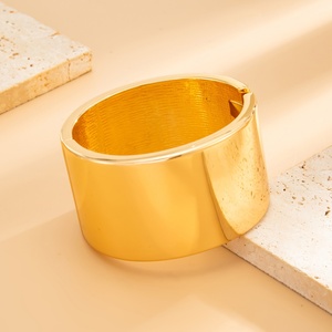 Brazalete de Moda con Diseño Geométrico Irregular de Metal y Resina para Mujer, Brazalete Apilable para Fiesta, Joyería de Moda - Product Image 5