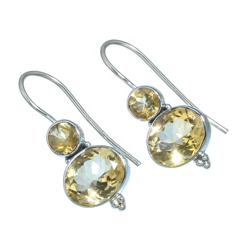 สีเหลือง