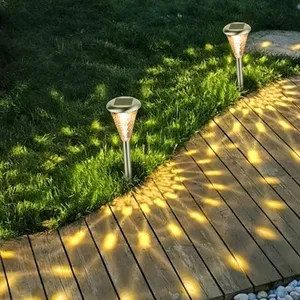 Solar lawn light automatically turns on at night outdoor courtyard garden layout yard decoration waterproof ground night
