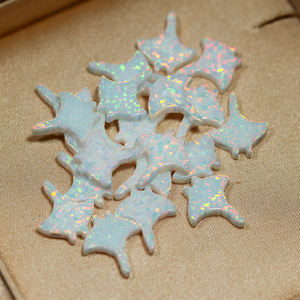 Vente en gros Opale en forme de <span class=keywords><strong>raie</strong></span> <span class=keywords><strong>manta</strong></span> Opale <span class=keywords><strong>blanche</strong></span> de <span class=keywords><strong>raie</strong></span> <span class=keywords><strong>manta</strong></span> Pierre d'opale animale à trou complet - Product Image 5