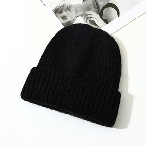 Qualité supérieure Angora fourrure tricoté Mohair Double couche Beanie chapeau casquette mode hiver 3D broderie point pour les affaires de plage - Product Image 6