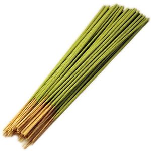 Incienso de aceites esenciales orgánicos con núcleo de bambú, infundido con puro almizcle, sándalo y incienso. Empaquetado en caja, fragancia natural. - Product Image 1