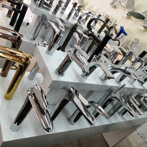 Grifo mezclador de agua fría y caliente para lavabo de baño - Product Image 3