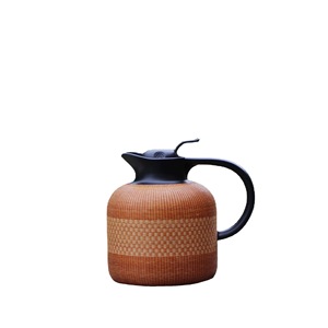 Handmade Bamboo Woven Insulated Bottle 1.5L Reusable Travel Hot Water Bag For Home And Outdoor Use - Product Image 5