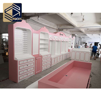 Décoration de magasin de cosmétiques Pink Beauty Salons, design de vitrine de beauté, décoration intérieure de salon de beauté
