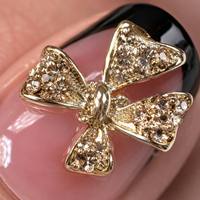Faux Ongles à Presser de Luxe 3D Floraux en Gros Personnalisés Amande Or Champagne Pierres Précieuses Métalliques Acryliques