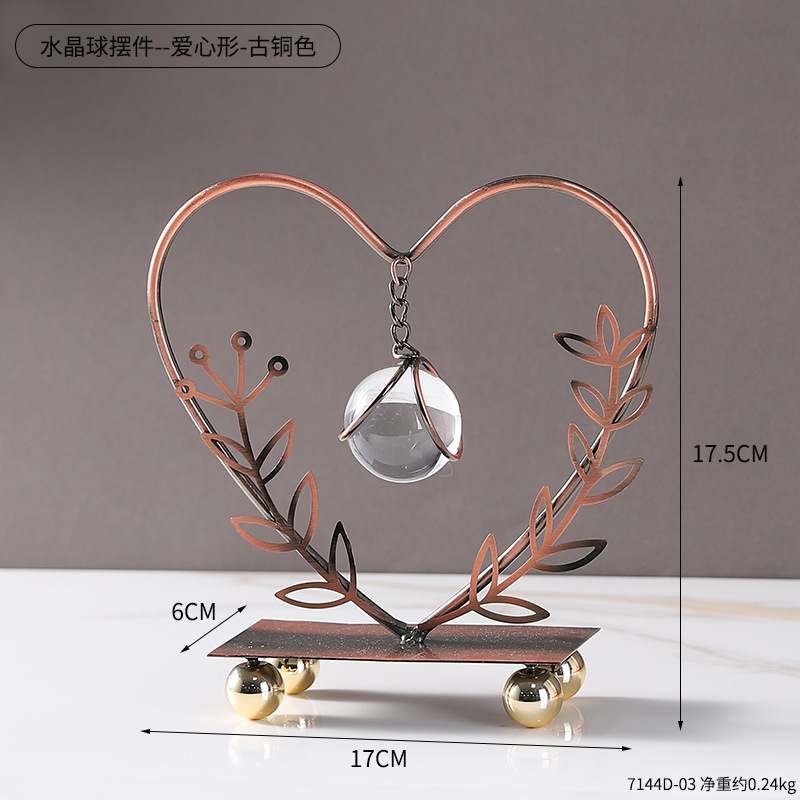 Ornement pendentif boule de cristal - en forme de coeur - bronze