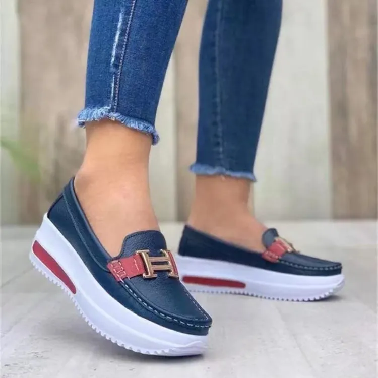 2022 Summer Comfortable Women Platform Shoes Ladies Thick Sole Loafers Slip On Casual Walking Shoes