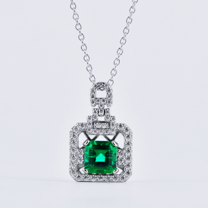 Vente en gros Collier pendentif en argent sterling 925 avec émeraude verte classique pour femmes, cadeau certifié GIA pour les mariages et les fêtes - Product Image 2