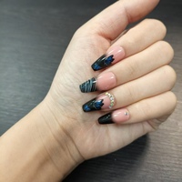 Faux ongles à presser longs style cercueil français, nude, noir, ombré bleu, papillon, strass, en ABS, avec colle, finition brillante de luxe, 24 pièces