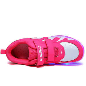 Zapatillas LED de patines de un solo rodillo unisex para paseo nocturno con logotipo personalizado, zapatillas de patinaje sobre ruedas intermitentes para niños y niñas - Product Image 6