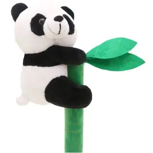 Peluche panda giocattolo che tiene foglie di bambù panda figura carina giocattoli personalizzati per bambini peluche giocattoli