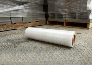 18" X 1500Ft Stretch Film 4 Rolls Per Case Hand <b>Plastic</b> Film High Quality <b>Shrink</b> Wrap Roll - Product Image 6