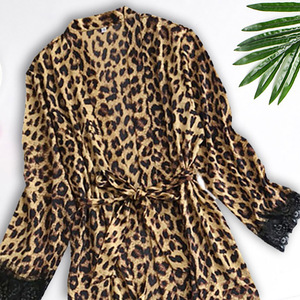 Conjunto de dos piezas de ropa de estar por casa de imitación de seda negra, estilo europeo y americano, a la moda y cómodo, al por mayor. - Product Image 3