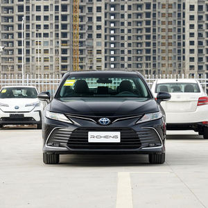 China Toyota Camry sedán usado coches usados gasolina sedán en stock barato para venta al por mayor - Product Image 1